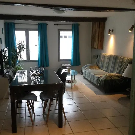 A L'oree Des Champs Rethel